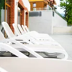 Iga Z Basenem I Saunami Karkonoce Stone Hill - Centrum Апартаменты *