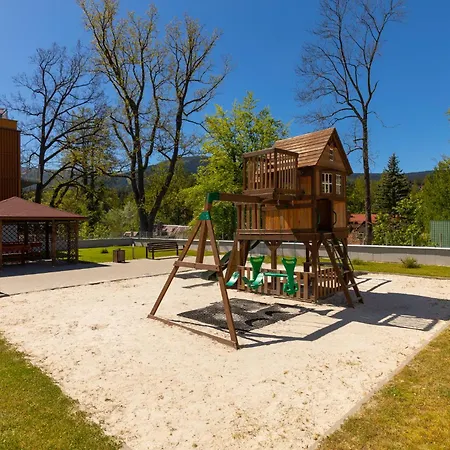 Iga Z Basenem I Saunami Karkonoce Stone Hill - Centrum Apartment *